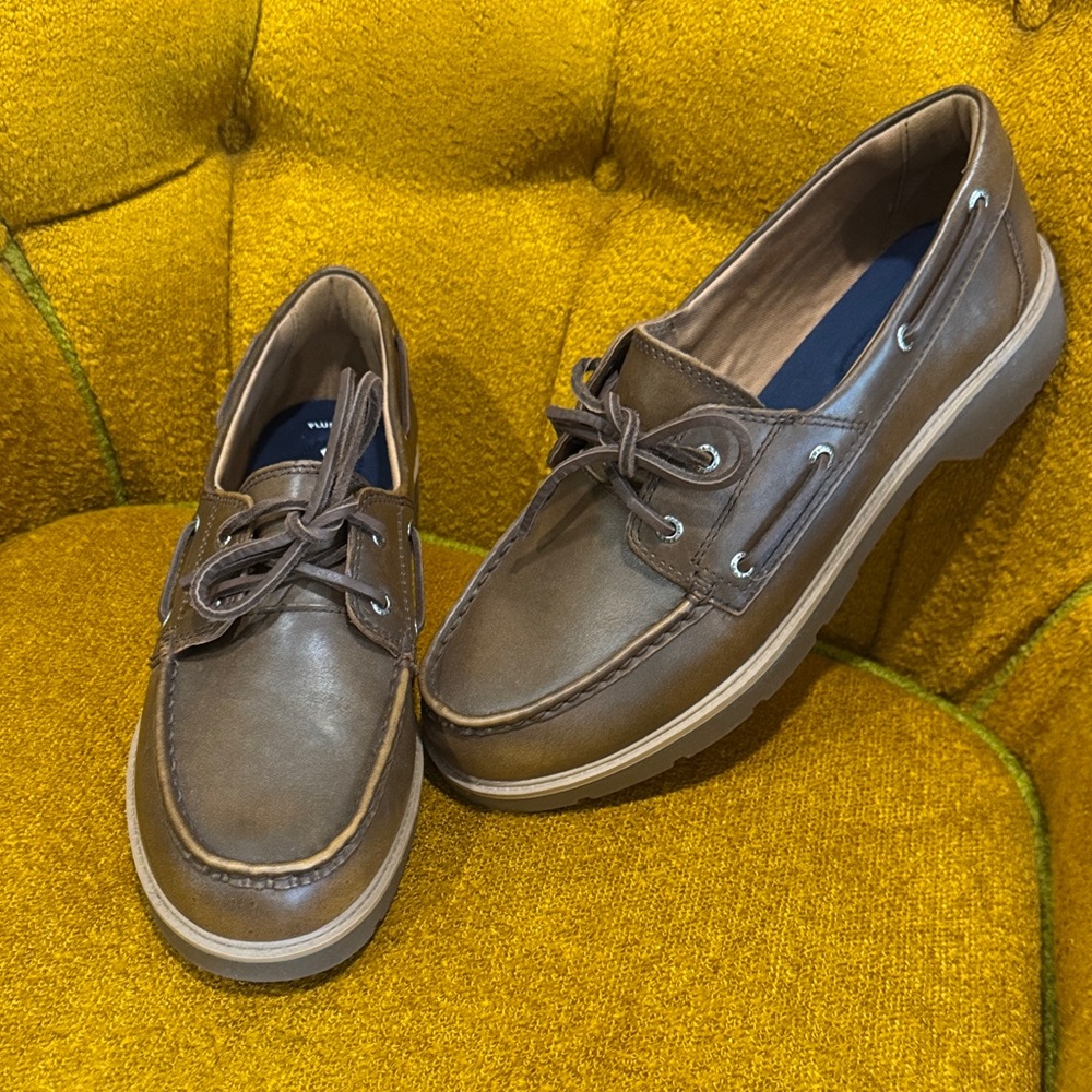 Women's Brown Leather Boat Shoes lug sole